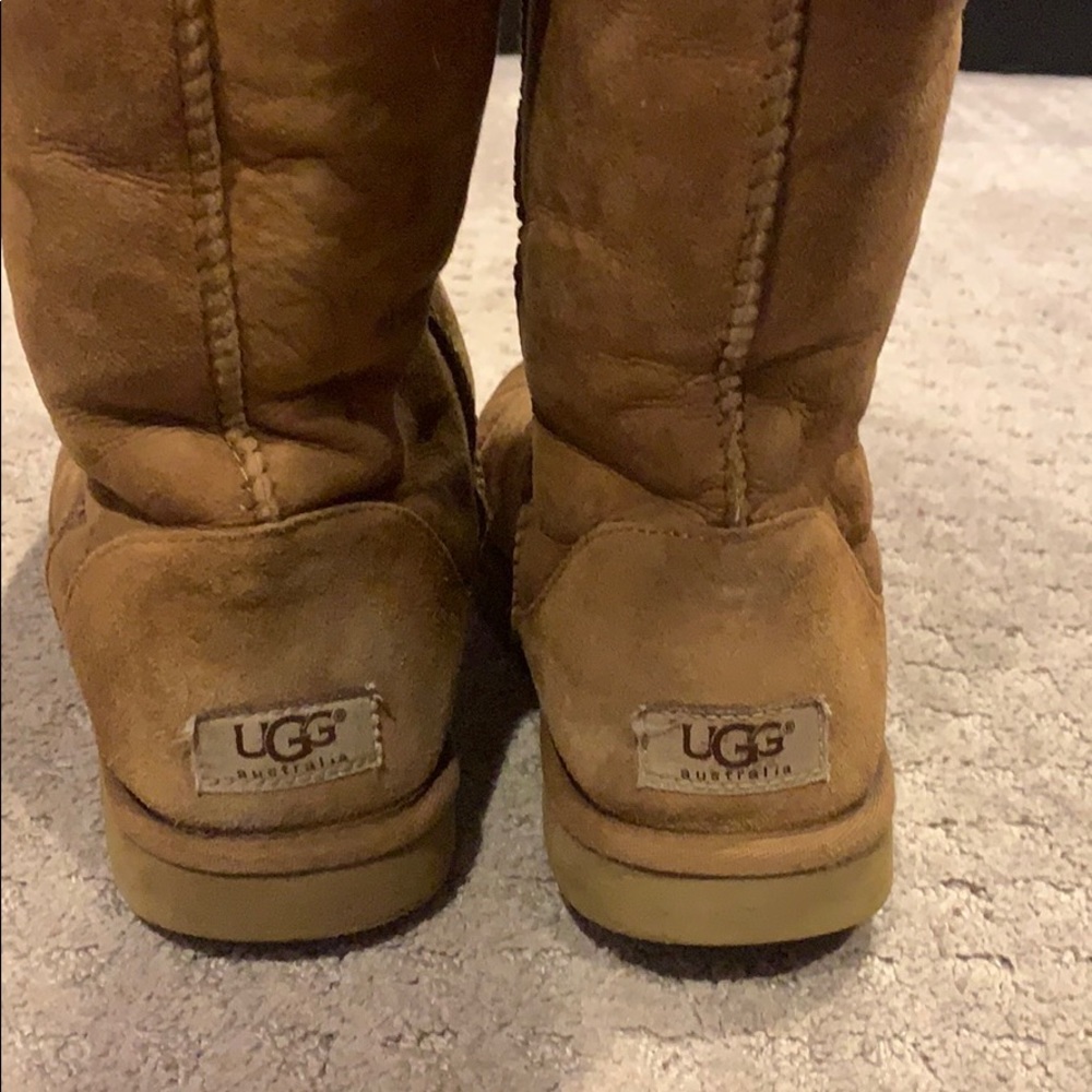 ugg boots - Picture 2 of 2